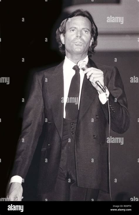 julio iglesias 1986